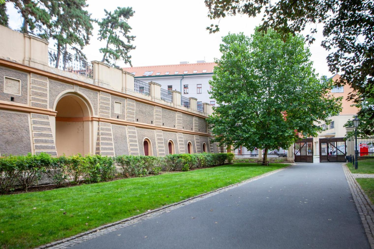 Blueground 10 Nr Park Foodie Area Prg-14 Appartement