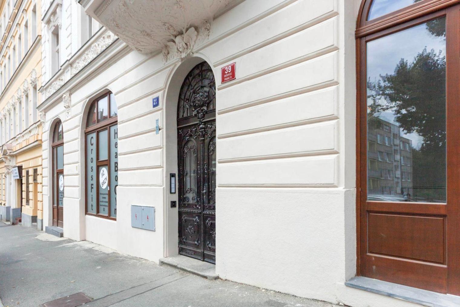 Blueground 10 Nr Park Foodie Area Prg-14 Appartement Praag