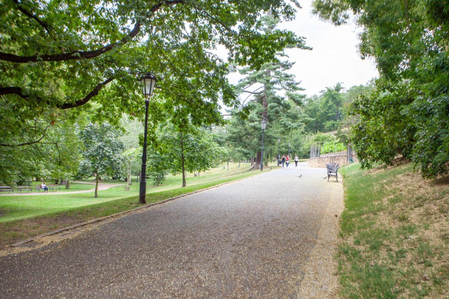 Blueground 10 Nr Park Foodie Area Prg-14 * Praag